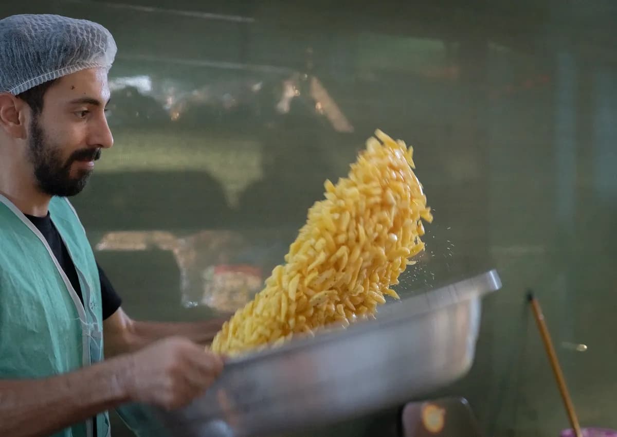 مضیف و غذای گرم